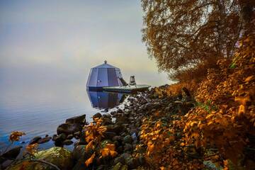 Фото номера Стеклянное иглу Мини-отель Arctic Guesthouse &amp; Igloos г. Рануа 13