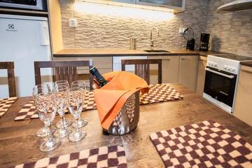 Фото номера Улучшенные апартаменты с 2 спальнями Курортные отели Holiday Village Gulo Gulo г. Рануа 24